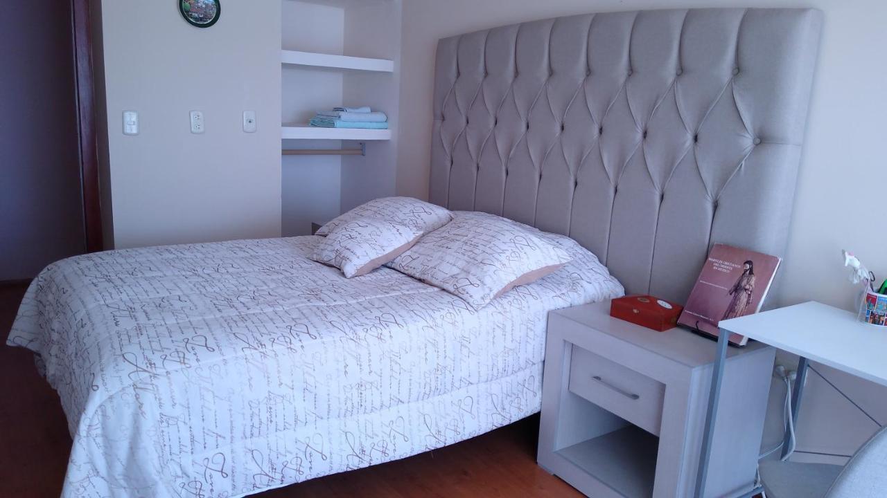 Habitacion Matrimonial Con Cama Y Sofa Para Cuatro Personas Tlaxcalancingo Eksteriør billede
