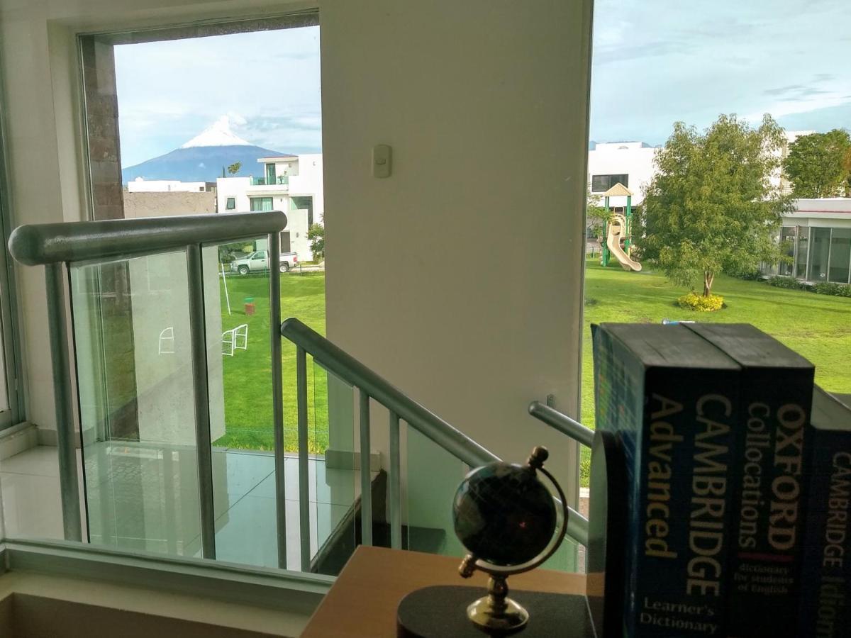 Habitacion Matrimonial Con Cama Y Sofa Para Cuatro Personas Tlaxcalancingo Eksteriør billede