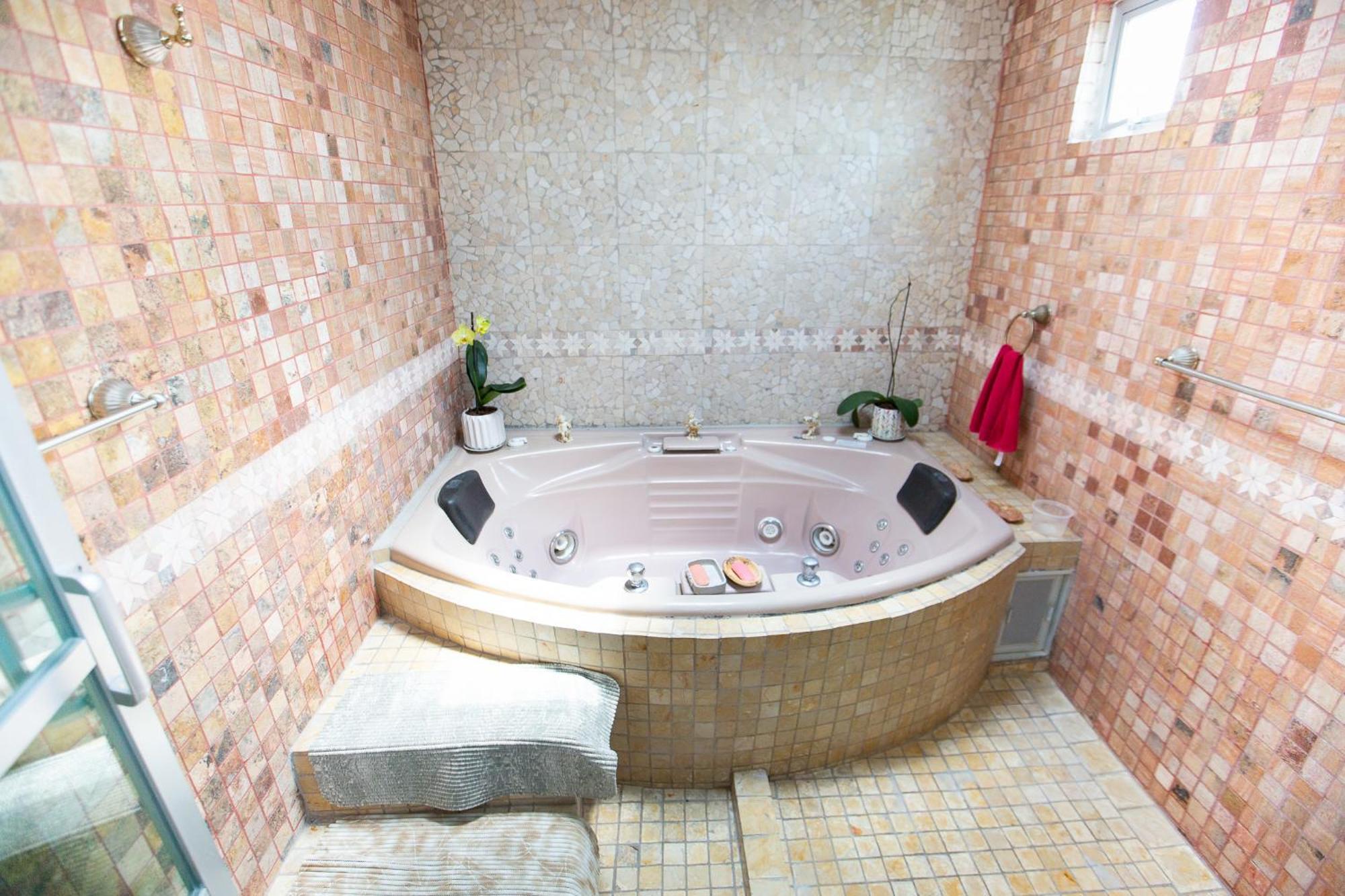 Habitacion Matrimonial Con Cama Y Sofa Para Cuatro Personas Tlaxcalancingo Eksteriør billede
